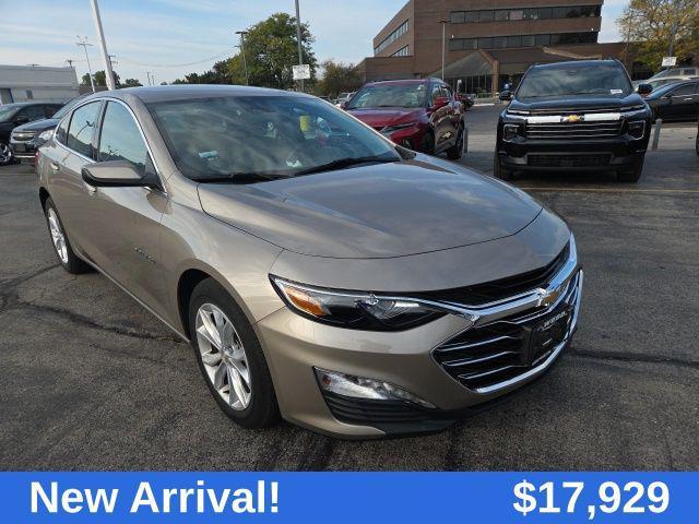 Photo of 2023 Mineral Gray Metallic Chevrolet Malibu