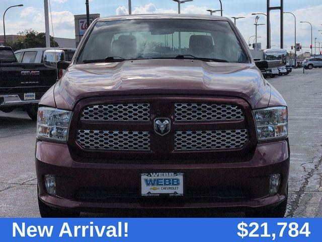 Photo of 2018 Delmonico Red Pearlcoat RAM 1500