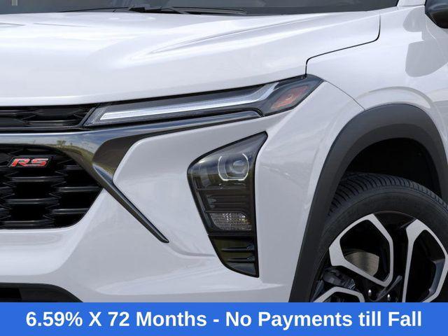 Photo of 2025 Summit White Chevrolet Trax
