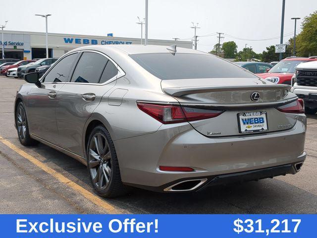 Photo of 2021 Atomic Silver Lexus ES 350