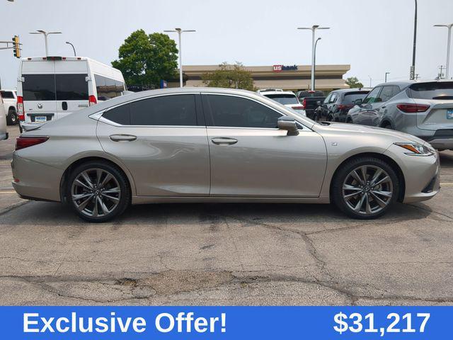 Photo of 2021 Atomic Silver Lexus ES 350