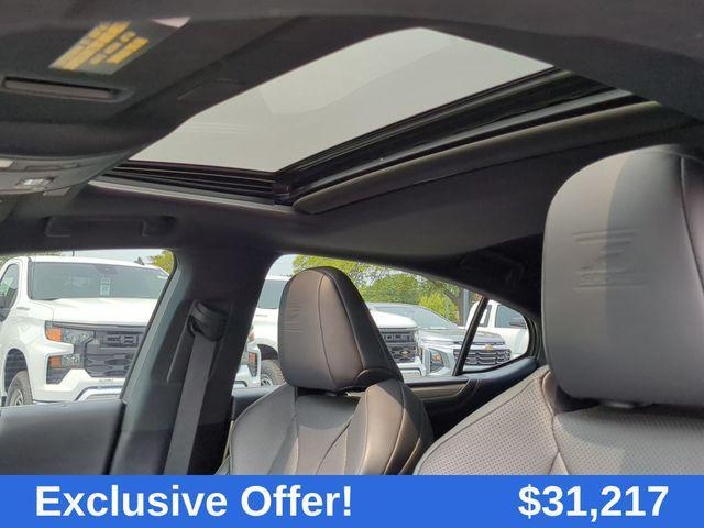 Photo of 2021 Atomic Silver Lexus ES 350