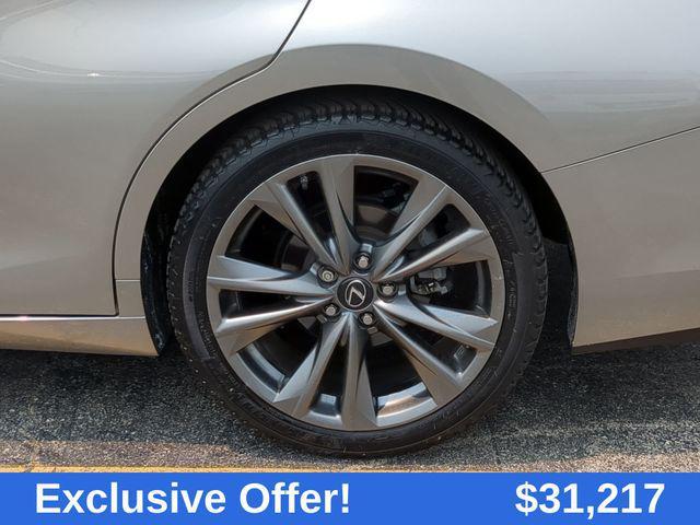Photo of 2021 Atomic Silver Lexus ES 350