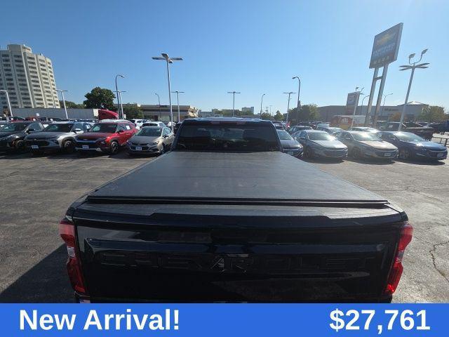 Photo of 2022 Northsky Blue Metallic Chevrolet Silverado 1500
