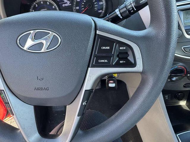 Photo of 2017 RED Hyundai Accent
