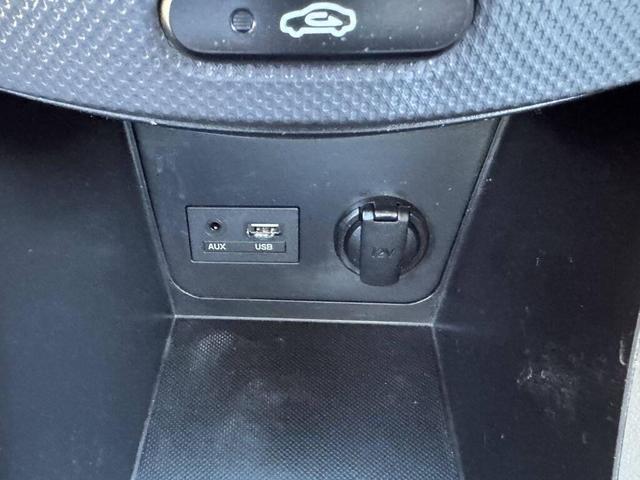 Photo of 2017 RED Hyundai Accent