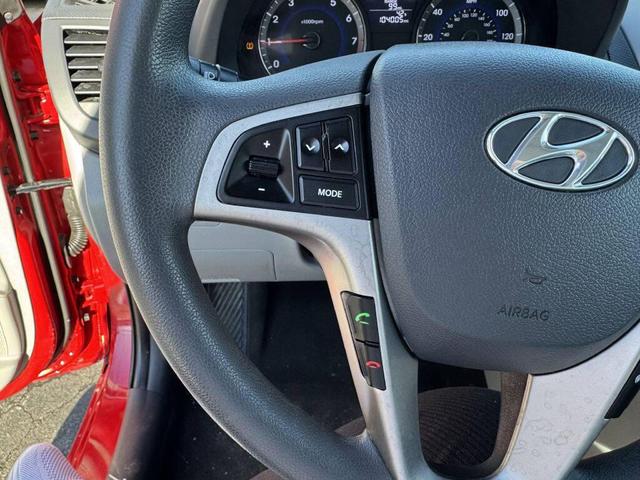 Photo of 2017 RED Hyundai Accent
