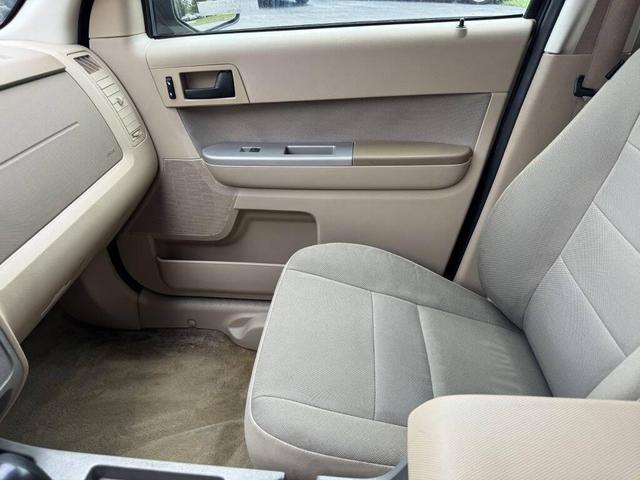 Photo of 2011 Gold Leaf Metallic Ford Escape