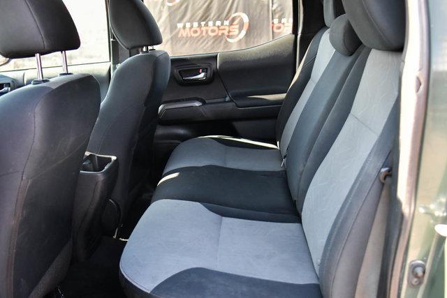 Photo of 2022 Green Toyota Tacoma