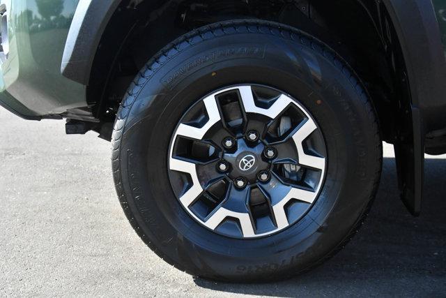Photo of 2022 Green Toyota Tacoma