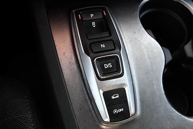 Photo of 2022 Black Honda Pilot