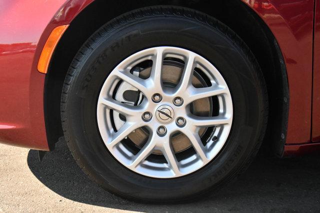 Photo of 2023 Velvet Red Pearlcoat Chrysler Pacifica