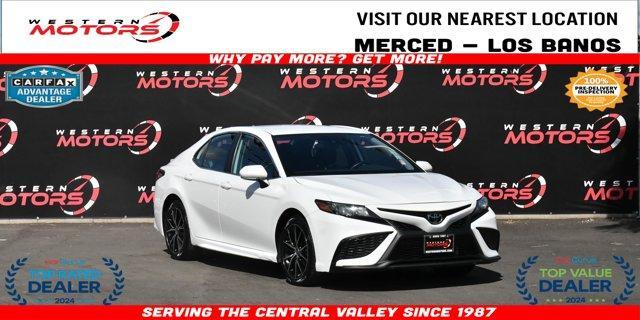 Photo of 2024 White Toyota Camry