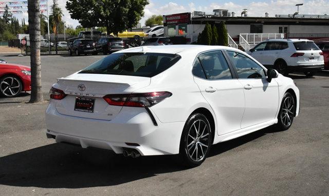 Photo of 2024 White Toyota Camry