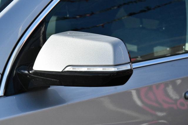 Photo of 2020 Silver Ice Metallic Chevrolet Traverse