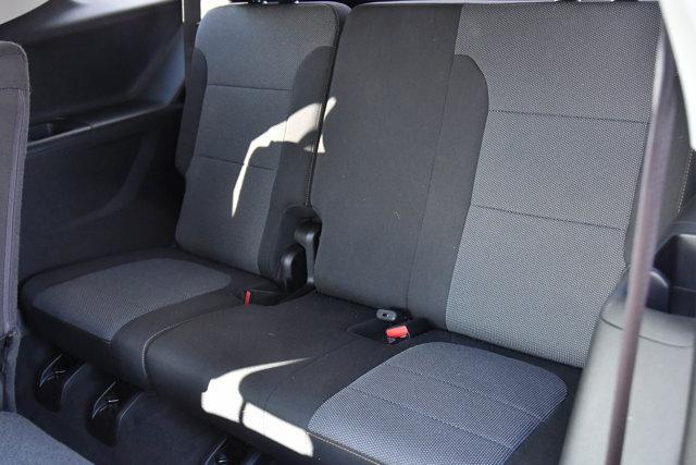 Photo of 2020 Silver Ice Metallic Chevrolet Traverse