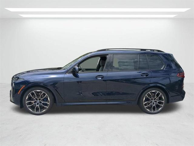Photo of 2026 Tanzanite Blue II Metallic BMW X7