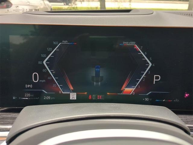Photo of 2026 Tanzanite Blue II Metallic BMW X7