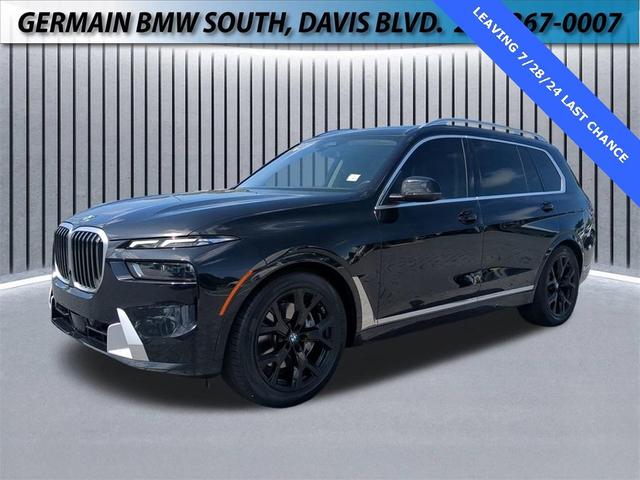 2023 BMW X7