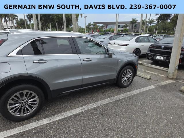 Photo of 2024 Silver Metallic Cadillac XT4