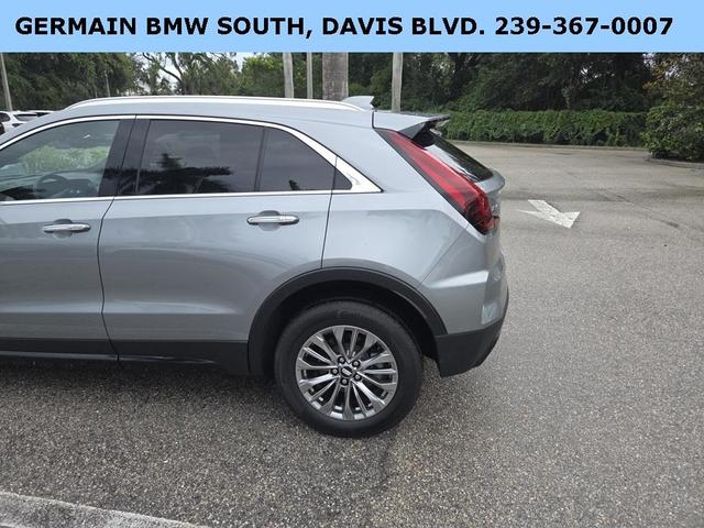 Photo of 2024 Silver Metallic Cadillac XT4