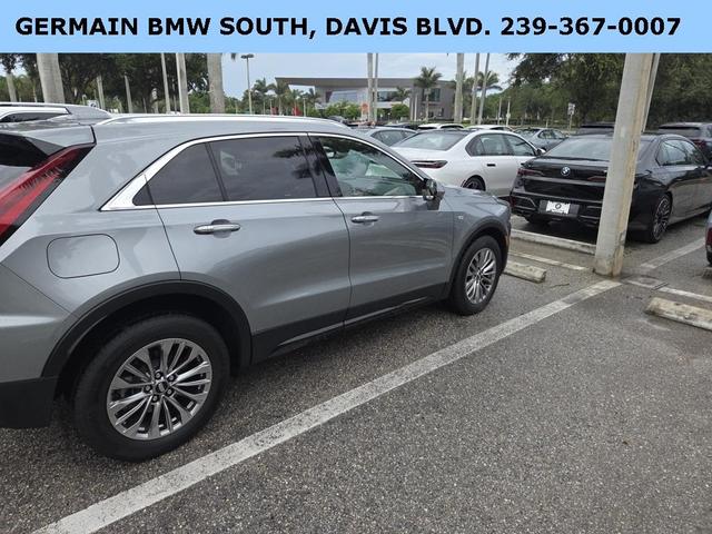 Photo of 2024 Silver Metallic Cadillac XT4