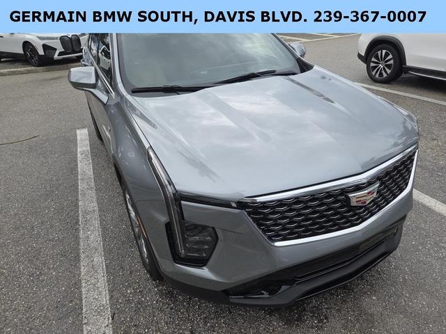 Photo of 2024 Silver Metallic Cadillac XT4