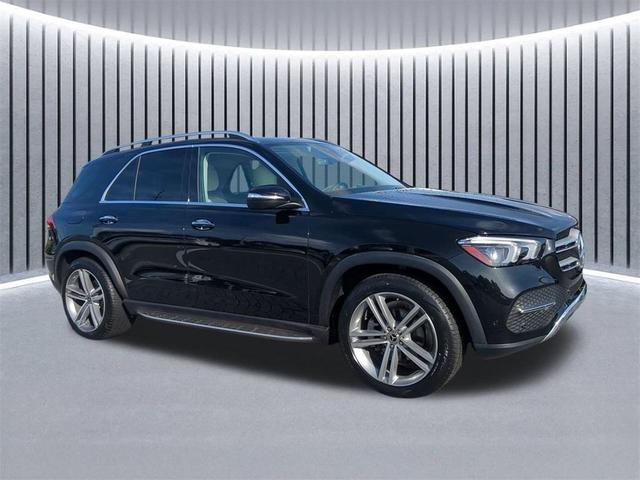Photo of 2022 Black Mercedes-Benz GLE 350