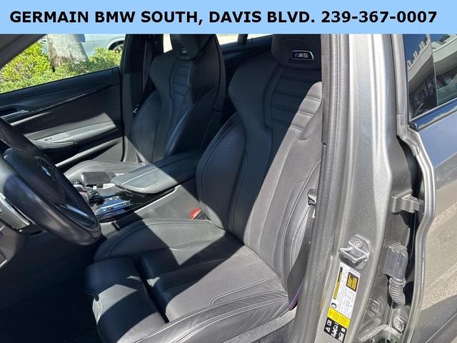 Photo of 2019 Donington Gray Metallic BMW M5