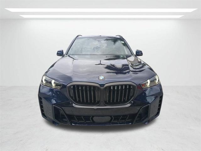 Photo of 2026 Tanzanite Blue II Metallic BMW X5