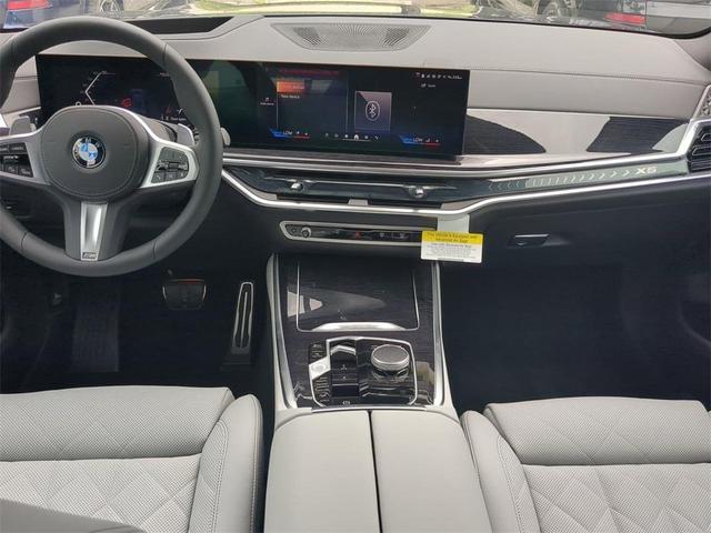 Photo of 2026 Tanzanite Blue II Metallic BMW X5