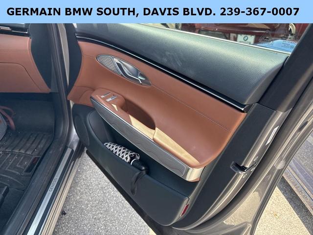 Photo of 2022 Savile Silver Genesis GV70