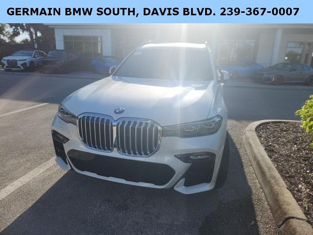 2022 BMW X7