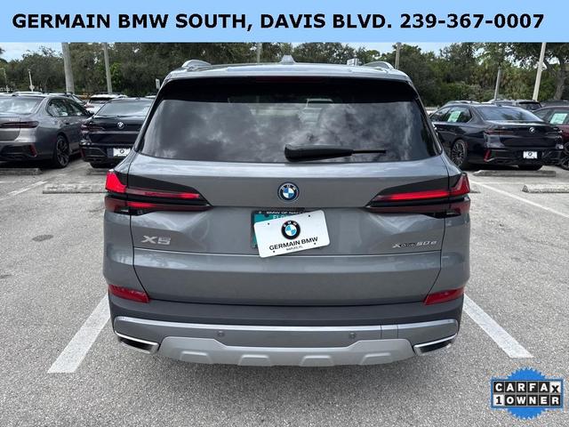 Photo of 2025 Skyscraper Gray Metallic BMW X5 PHEV