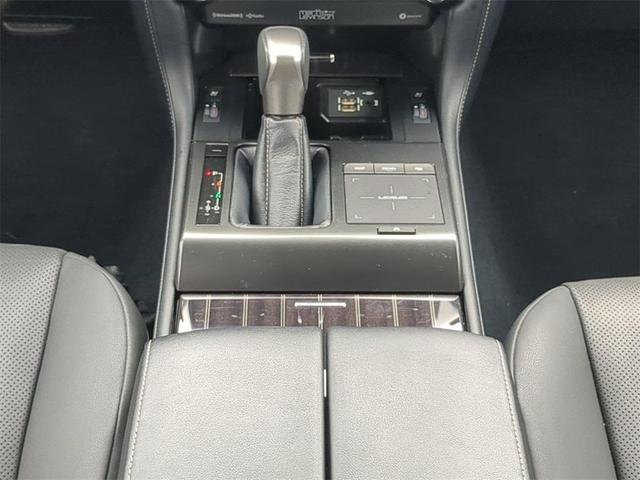 Photo of 2023 Black Onyx Lexus GX 460