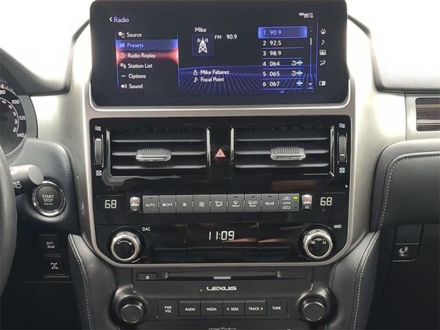 Photo of 2023 Black Onyx Lexus GX 460