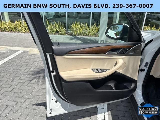 Photo of 2022 Alpine White BMW X3