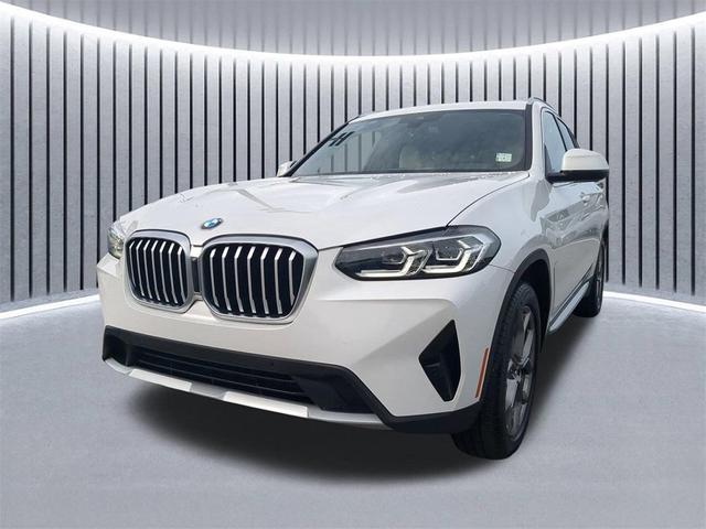 Photo of 2022 Mineral White Metallic BMW X3