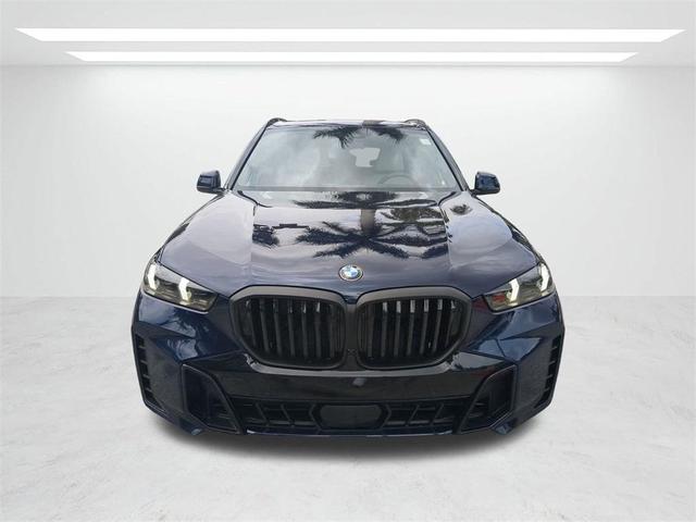 Photo of 2026 Tanzanite Blue II Metallic BMW X5
