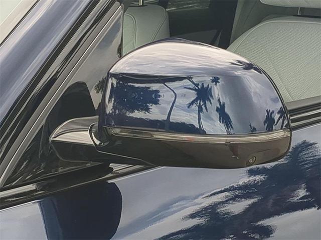 Photo of 2026 Tanzanite Blue II Metallic BMW X5