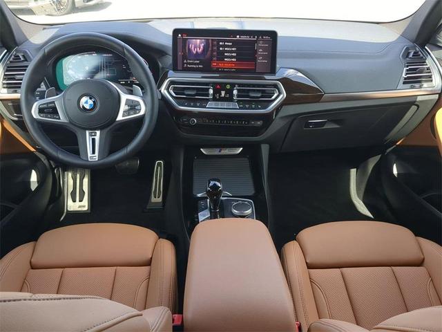 Photo of 2024 Mineral White Metallic BMW X3