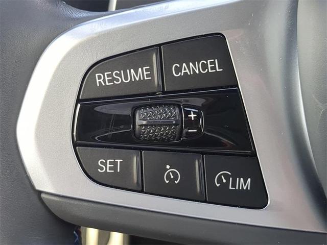 Photo of 2024 Mineral White Metallic BMW X3