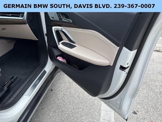 Photo of 2023 Alpine White BMW X1
