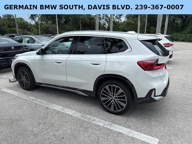 Photo of 2023 Alpine White BMW X1