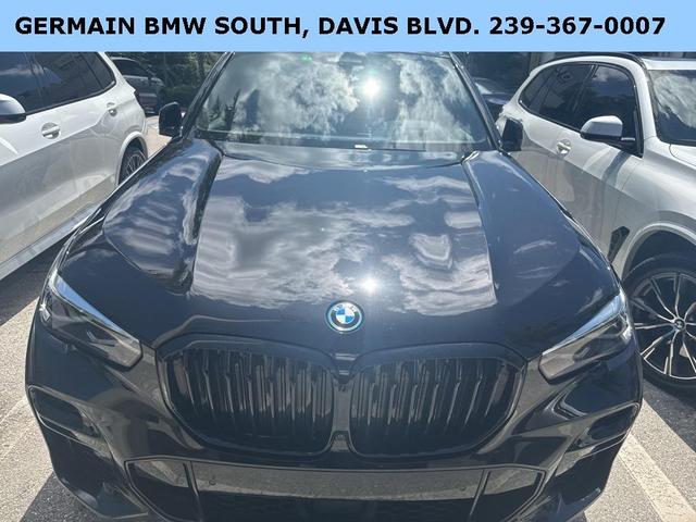 Photo of 2022 Black Sapphire Metallic BMW X5 PHEV
