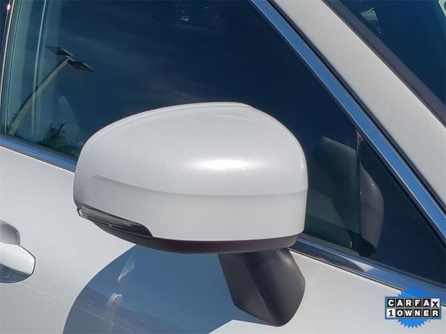 Photo of 2020 Crystal White Metallic Volvo XC60
