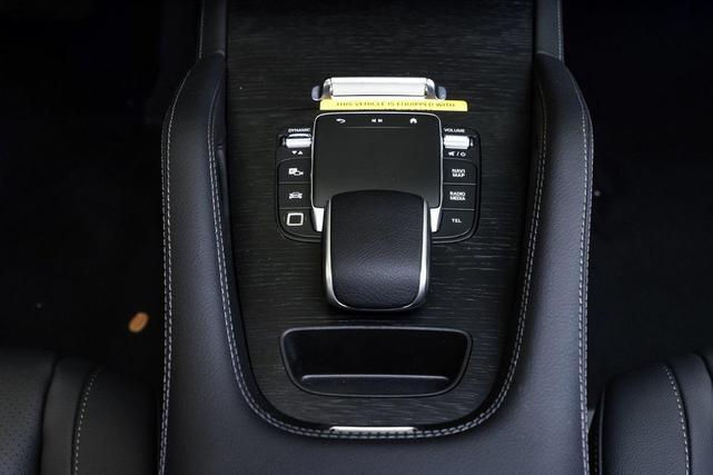 Photo of 2026 Moonlight White Mercedes-Benz GLE 450