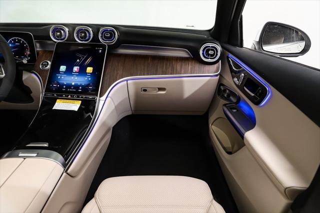 Photo of 2025 Polar White Mercedes-Benz GLC 300