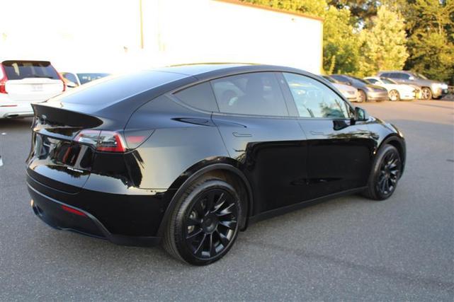 Photo of 2022 Solid Black Tesla Model Y