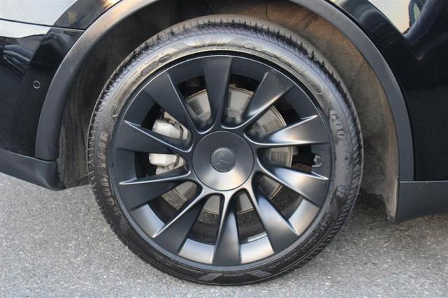 Photo of 2022 Solid Black Tesla Model Y